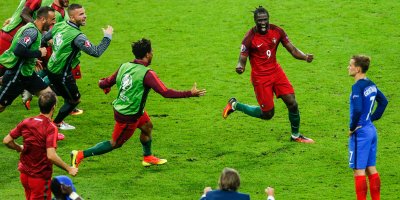 Eder comemora o gol do título da Eurocopa 2016