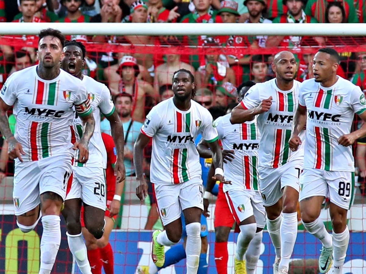 Estrela da Amadora vence Marítimo nos pênaltis e volta à elite do futebol português depois de 14&nbsp;anos